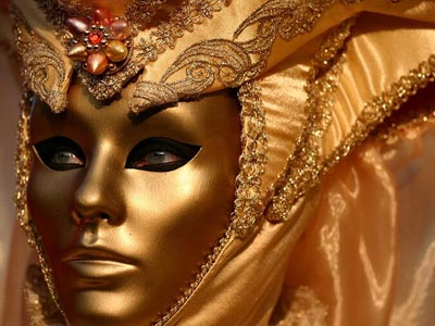 Τα αποκριάτικα κοστούμια και τα στερεοτυπικά χαρακτηριστικά του φύλου