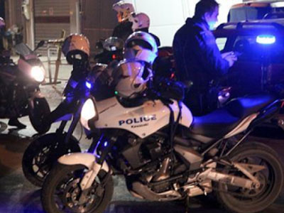 Κινηματογραφική καταδίωξη στη Γλυφάδα Κινηματογραφική καταδίωξη στη Γλυφάδα