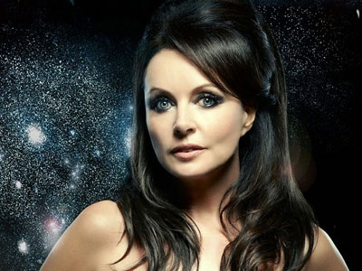 Αυτή είναι η πρώτη σοπράνο που θα πάει στο διάστημα! Αυτή είναι η πρώτη σοπράνο που θα πάει στο διάστημα!