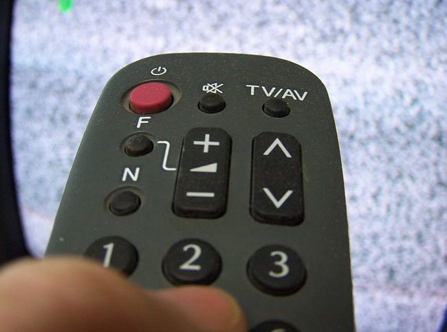 Αποσύρθηκε η ρύθμιση απεριόριστων εμφανίσεων υποψήφιων αιρετών