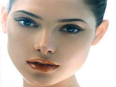 Γιόγκα προσώπου: Σας κάνει να δείχνετε πιο νέα!