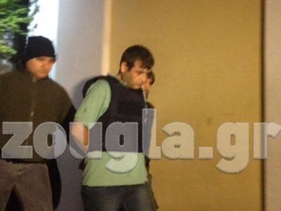 Στον εισαγγελέα Πειραιά ο Αρμπέρ Μπάκο Στον εισαγγελέα Πειραιά ο Αρμπέρ Μπάκο