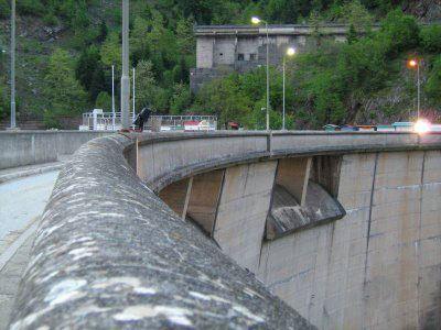 Παραμένουν απλήρωτοι οι εργαζόμενοι στο φράγμα Τριανταφυλλιάς