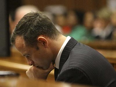 Κατέρρευσε και πάλι στην αίθουσα του δικαστηρίου ο Πιστόριους