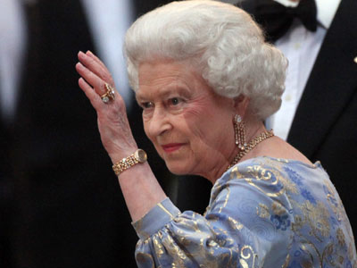 H συγκίνηση και το χριστουγεννιάτικο μήνυμα της βασίλισσας Ελισάβετ