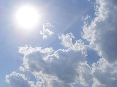 Ηλιοφάνεια με τοπικές νεφώσεις σήμερα