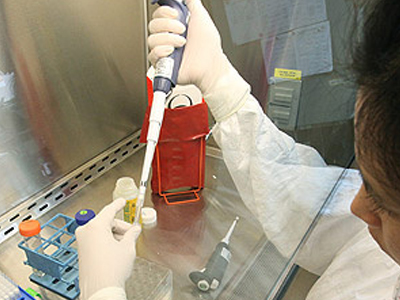 «Καπέλο» έως 300% σε ιατρικά υλικά