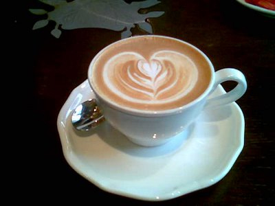 O καφές ωφελεί κατά την εργασία