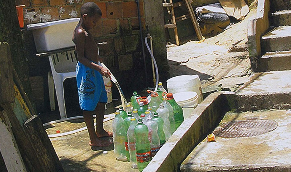 Στις φαβέλες του Ρίο