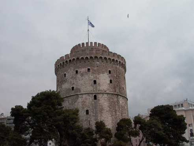 Κλείνουν όλα τα καταστήματα στη Θεσσαλονίκη