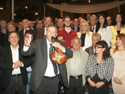 Ο Γιάννης Ιωαννίδης ανακοίνωσε το ψηφοδέλτιό του