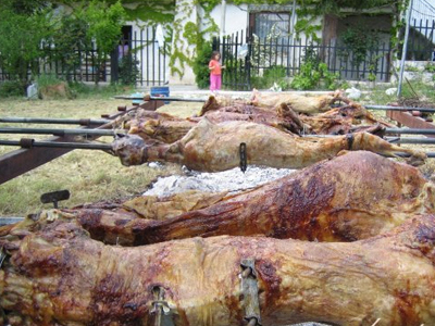 Σε ετοιμότητα τα νοσοκομεία για τους… λαίμαργους της Λαμπρής!