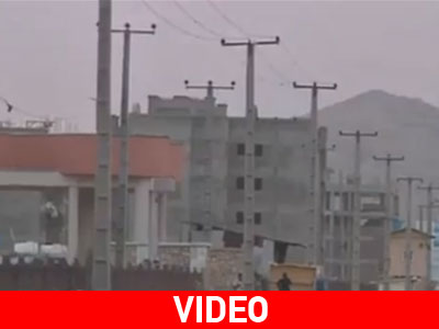 Οι πρώτες εικόνες από την επίθεση στο αεροδρόμιο της Καμπούλ