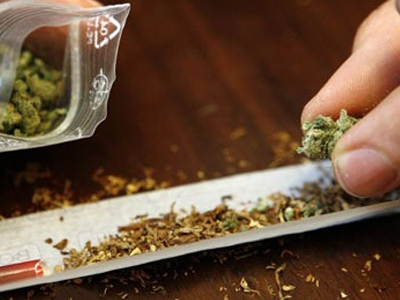 Τον έπιασαν με μικροποσότητα χασίς