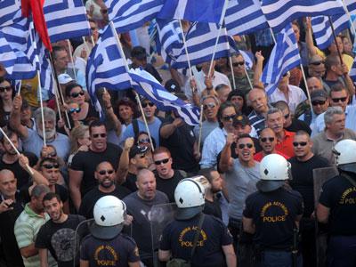 ΠΟΕΣΥ: Kαταδικάζουμε τις τραμπούκικες επιθέσεις