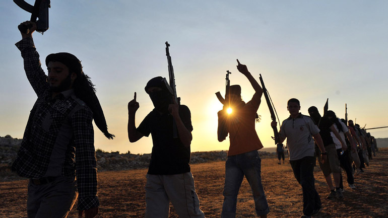 Τζιχαντιστές εισέβαλαν στον αρχαιολογικό χώρο της Παλμύρας Τζιχαντιστές εισέβαλαν στον αρχαιολογικό χώρο της Παλμύρας