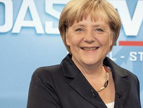 Το κολιέ έκλεψε την παράσταση