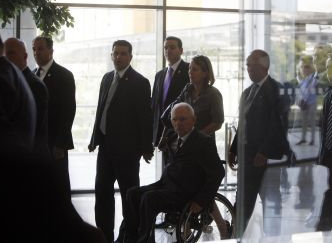 Κατά την είσοδό του στο Hilton