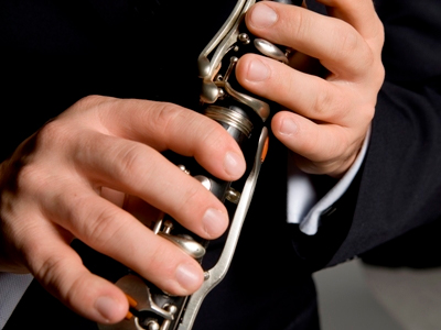 «Αφιερωμένο στους Συριζαίους»