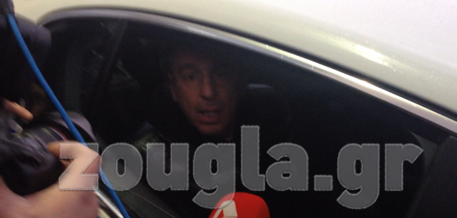 O κ. Λιάπης στο περιπολικό