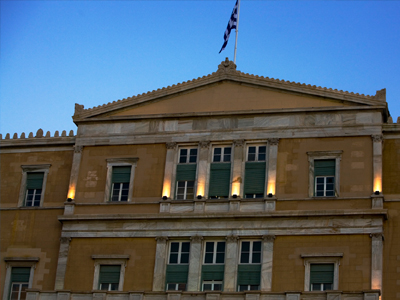 Ερώτηση για offshore, «ξέπλυμα» και φοροδιαφυγή