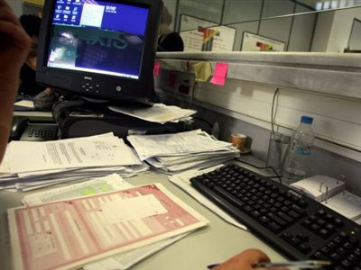 Διακοπή εργασιών από 432.000 επαγγελματίες