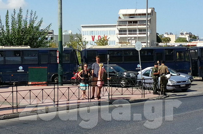 Κλούβες των ΜΑΤ