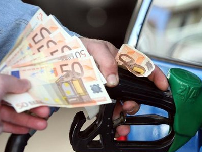 Σύσκεψη για το λαθρεμπόριο καυσίμων