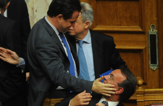 Φιλικός χαιρετισμός Γεωργιάδη-Σταϊκούρα