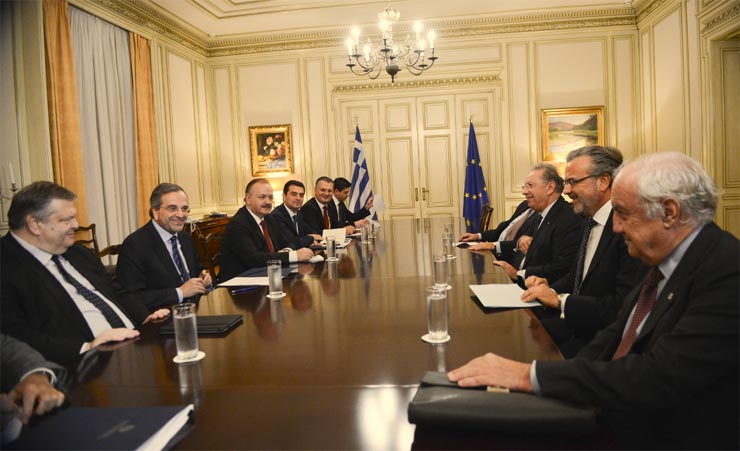 Στο τραπέζι του Μεγάρου Μαξίμου