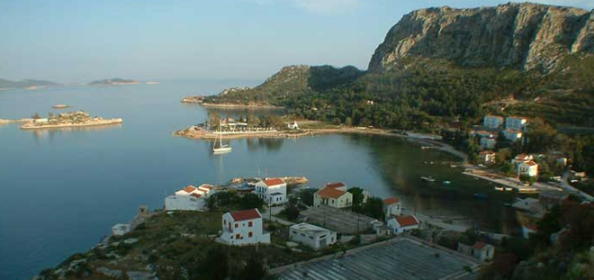 Το γραφικό Μανδράκι όπου θα γίνει το πάρτι