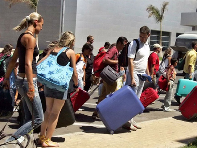 Αισιοδοξία για αφίξεις 19 εκατομμυρίων τουριστών στην Ελλάδα