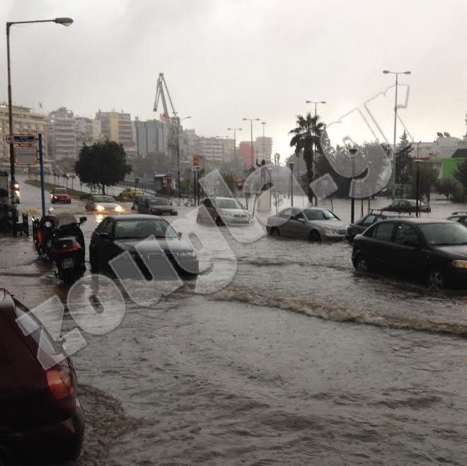 Έντονη βροχόπτωση στον Πειραιά