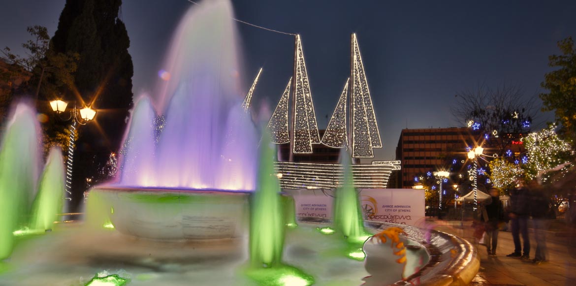 Xριστουγεννιάτικη ατμόσφαιρα στο Σύνταγμα