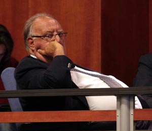 Στην αίθουσα αναμονής