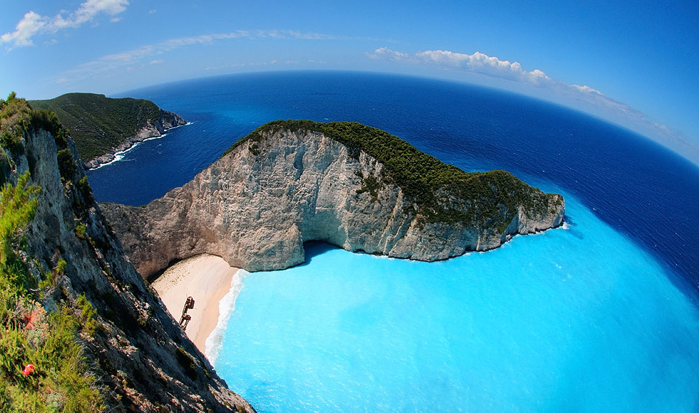 Η Huffington Post ψηφίζει «Ναυάγιο»