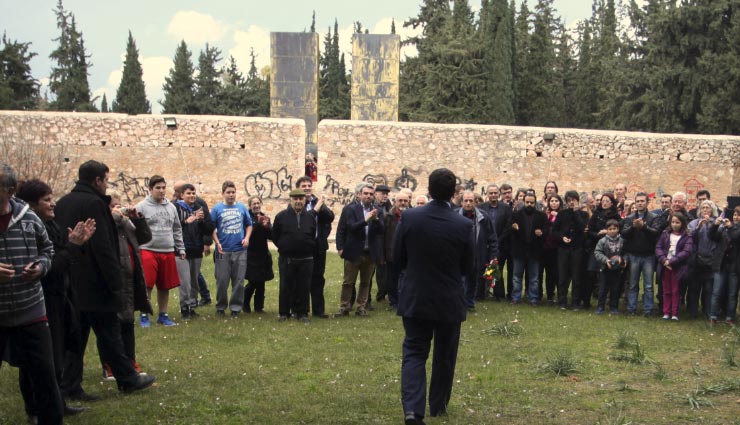 Ο Α. Τσίπρας απέτισε φόρο τιμής στους εκτελεσθέντες του Σκοπευτηρίου