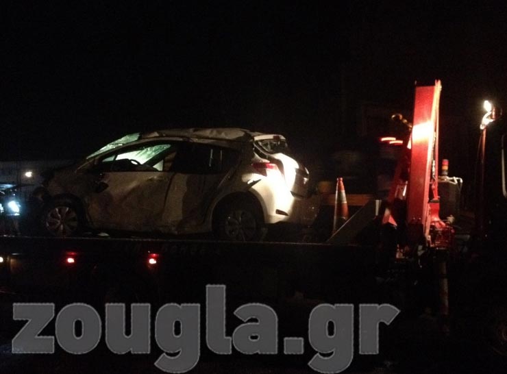 Γερανοί στο σημείο του δυστυχήματος