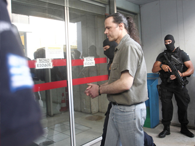 Αποφασίζουν για το αίτημα του Σάββα Ξηρού