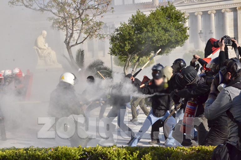 Μικροσύγκρουση αστυνομικών-αντιεξουσιαστών