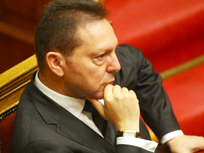 Παράθυρο για κατάργηση εισφοράς αλληλεγγύης