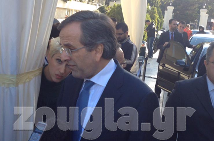 Η έξοδος Σαμαρά από τη Βουλή