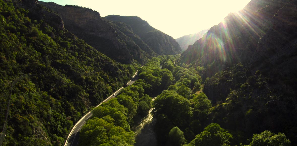 Βόλτα στα καταπράσινα Τέμπτη