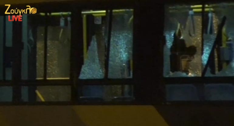 Οι νεαροί ακινητοποίησαν τρόλεϊ