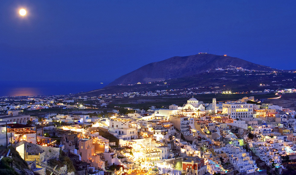 Μήνας του μέλιτος στη Σαντορίνη