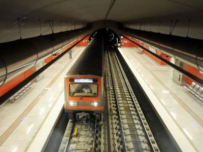 Έρευνα για καταγγελία άνεργης ότι δέχθηκε χαστούκι από ελεγκτή του Μετρό