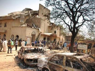 Aιματηρή έκρηξη βόμβας σε εκκλησία