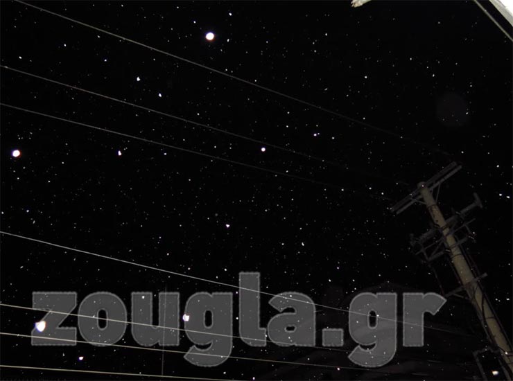 Οι πρώτες νιφάδες χιονιού στο Περιστέρι