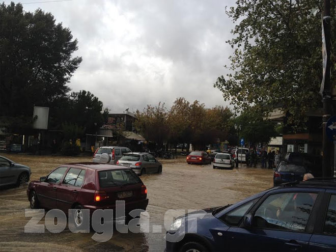 Δρόμοι-ποτάμια στους Αγίους Αναργύρους