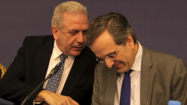 Αβραμόπουλος-Σαμαράς στη συνεδρίαση